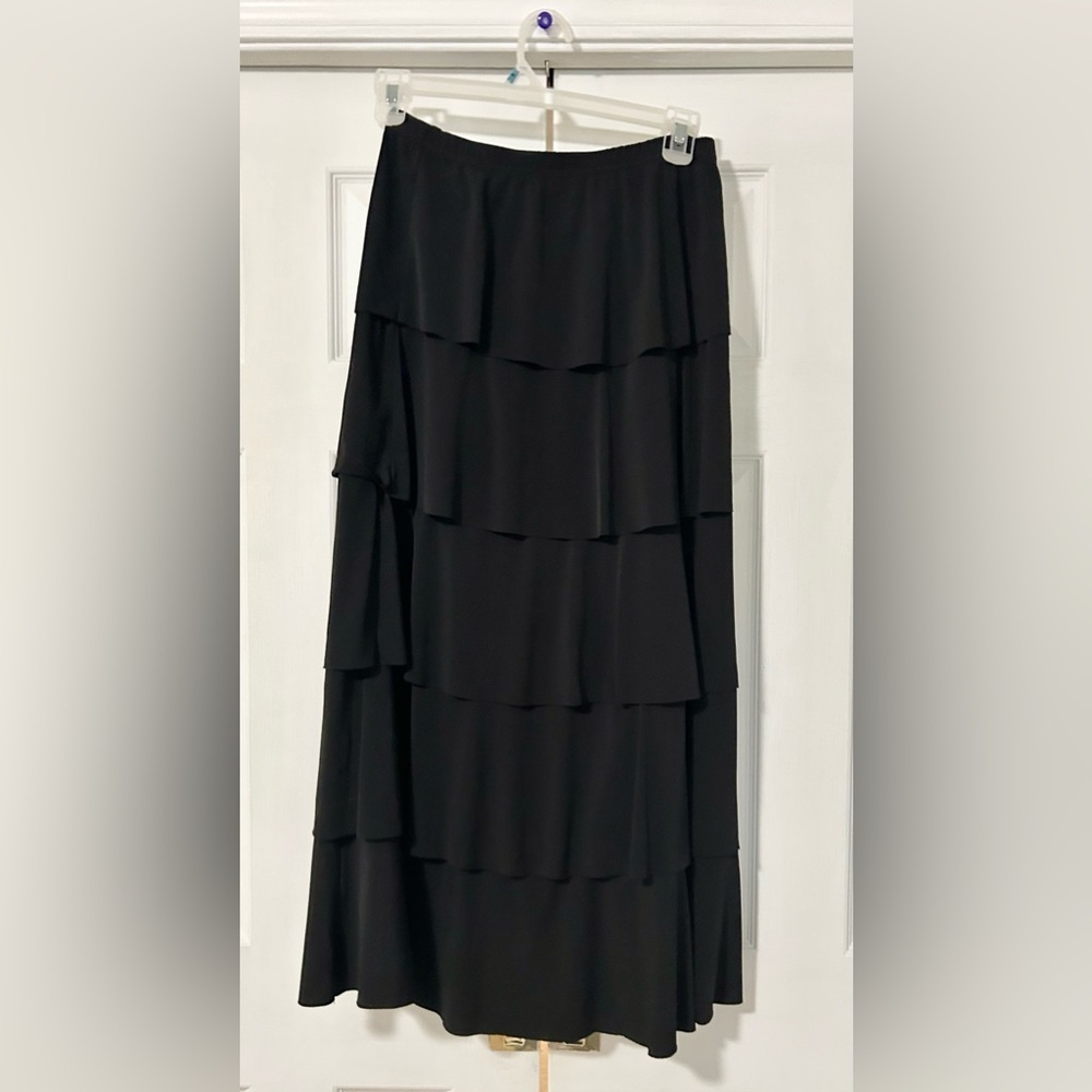 Jostar skirt layered black woman size large maxi modest